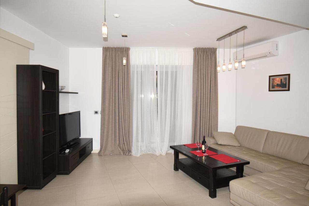בודווה Revenu Apartments מראה חיצוני תמונה